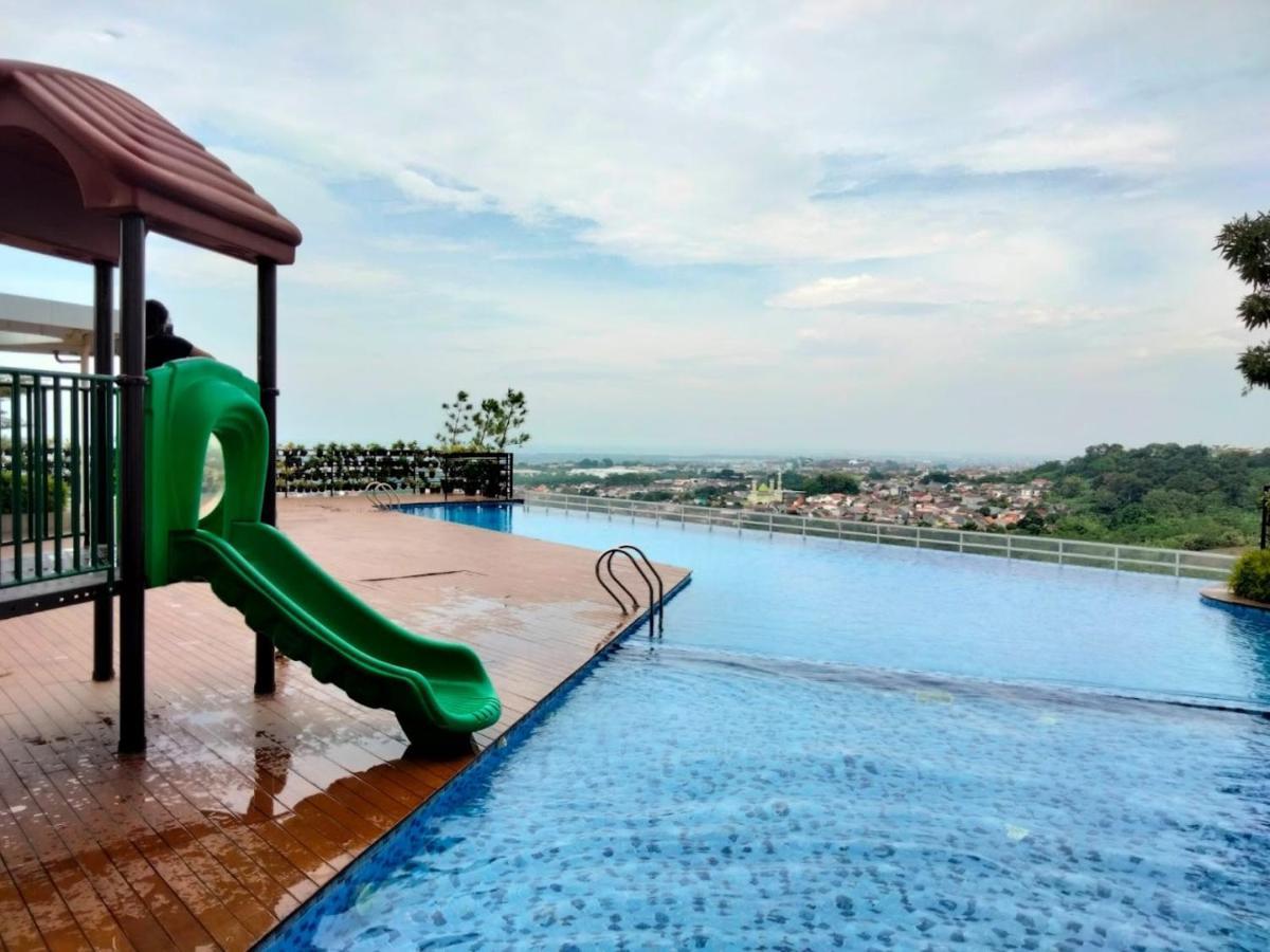 Amartha View Apartement Tambakaji Exterior foto
